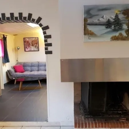 House Location Tarascon-sur-ariege, 2 Pieces, 2 Personnes Casa de Férias Tarascon-sur-Ariège