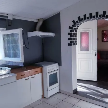 House Location Tarascon-sur-ariege, 2 Pieces, 2 Personnes Casa de Férias *